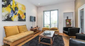 Fantastic Large House - Image 2