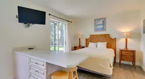 Naples Oasis w/ Screened Porch & Tennis Court! - Image 2