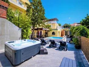 Castelletto - Standard Twin Room wit Airport Transfer 1 - Image 4
