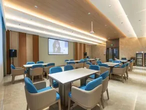 Grand Mercure Hotel - Image 5