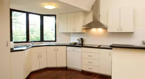 Byron Links Apartments - Image 4