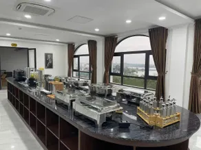 Army Hotel - Image 2