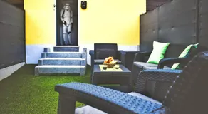 GALAXY SPA-4 Pers-Jacuzzi-Insolite-Parking-Jardin-Clim-Colmar - Image 2