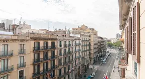Pelayo Deluxe Apartments - Image 4
