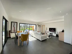 House in Margaux with Saltwater Pool & Vineyards - Image 2