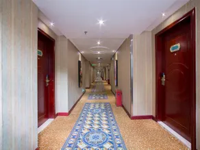 Vienna Hotel Zhuhai Xiangzhou Qinglv Road Theater - Image 3