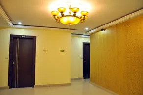Hotel in nova - Image 4