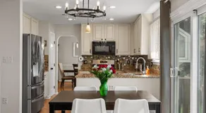 5 BedRooms Family retreat with GameRoom Near DC & Qunatico - Image 3