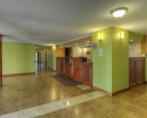 Comfort Inn - Image 2