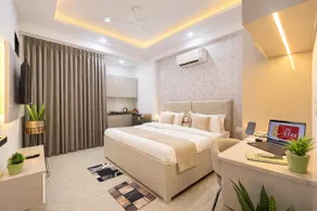 Instay Studio Service Apartment 1238/51 - Image 2