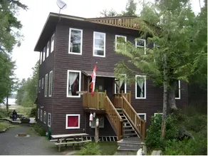 C&N Backpackers - Ucluelet - Image 5