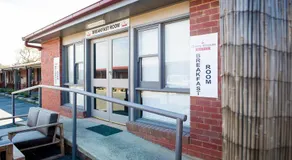 Cherry Blossom Motor Inn - Image 5