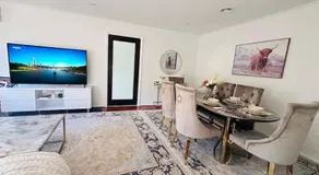 3 bedroom House in Hampton Park - Image 2