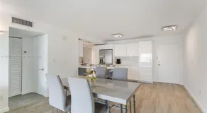Skyline Paradise in Sunny Isles Beach - Image 2