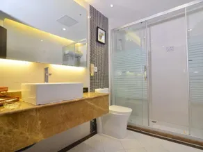 Landmark International Hotel Nanwan - Image 2