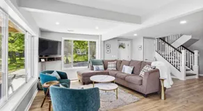 Landmark Lakehouse - luxury living in PLX - Image 3