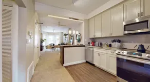 Chic River North Retreat - Image 3