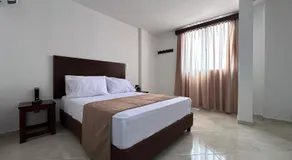 Santa Elena Hotel - Image 2