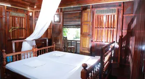 Malayalam Lake Resort - Image 2