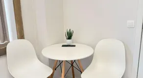 Vernieuwde kamers in het centrum van Brugge - Image 4