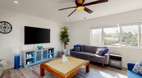 The Cliffside Bungalow - Image 2