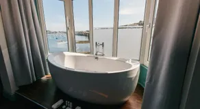 Greenbank Hotel - Image 5