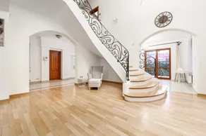 Lumina I Premium House 253m2 I 12 guests I Parking I 2 Bathrooms I Terrace - Image 4