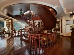Emperor Cruises Legacy Ha Long - Image 4