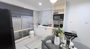 2 BR spacious Granny near Stanhope Leisure Centre - Image 3