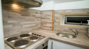 Manchester City-Centre Apartment with Dedicated Workspace, Sleeps 4 - Image 3