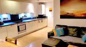 Battersea Power Station Suite - Image 5