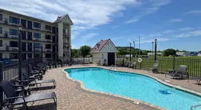 Landmark Inn On The River Sevierville - Image 4