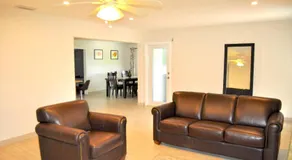 Bike to the beach, walk to restaurants, heated pool, secluded - Image 2
