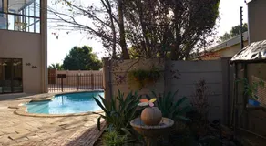 Two Bells Guest House - Image 3