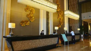Full Wealth International Hotel - Image 5