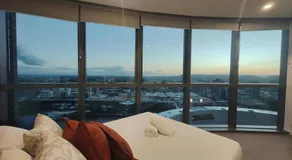Queen's Wharf Apartments - Image 4