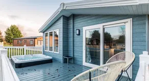 The Haven Lodge with Hot Tub - Image 5