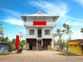 OYO 4706 Chalil Residency - Image 4