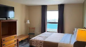 Emerald Inn - Image 2