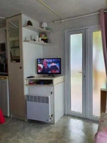 Particulier loue beau mobile home tres fonctionnel - Image 3