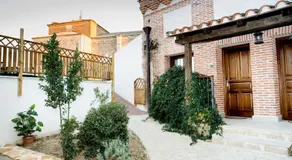 El Mudéjar Casa Histórica con Piscina Privada para Grupos - Image 5