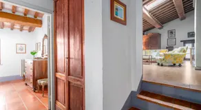 Vana Hills House - Image 2