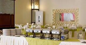Safari Club 4 - Image 5