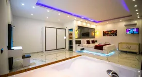 Villa Olivet-Kalkan- Huge Private Pool and lovely garden-Jakuzzies-Sauna-Turkish Hamam - Image 5