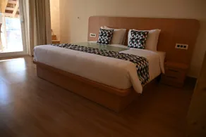 Lansdowne 12 Gaur Home Stay - Image 5