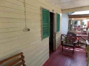 Jah B's Cottages - Image 2