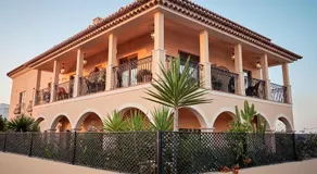 Silver Coast Beach Residence - Image 3