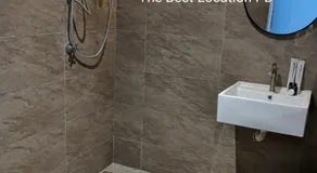 THE BEST LOCATION - Image 5
