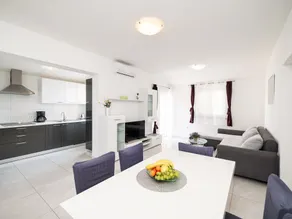 Ferienhaus in Jasenice am Meer - Image 3