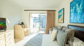 Beachfront, Premium Ocean View, 5 Star, VLE 1604 - Image 2